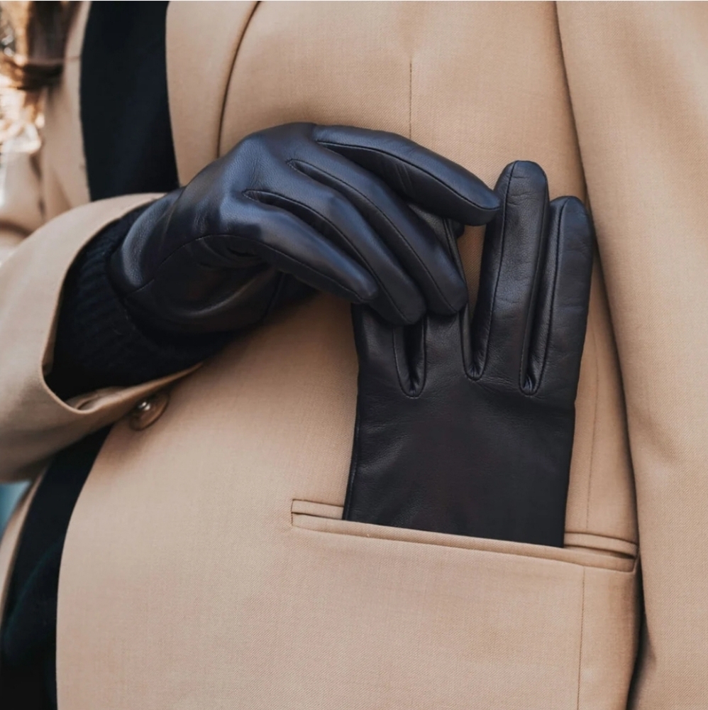 SOPHISTICADE LEATHER GLOVES